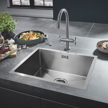 Pesuallas Grohe K700 ruostumaton teräs 550
