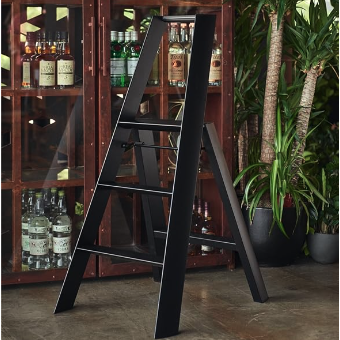 Portaiden astinlauta Hasegawa Lucano 3-portainen musta