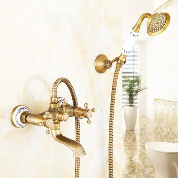 Kylpyamme- ja suihkuhana Wasser Antique Cross Bronze -käsisuihkulla varustettuna
