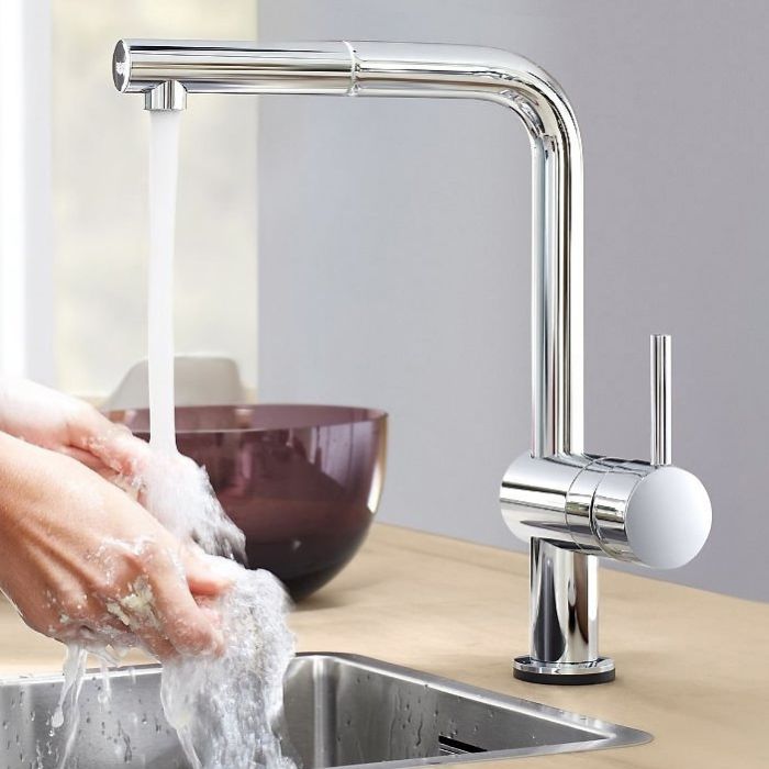 Keittiöhana Grohe Minta L, jossa on ulosvedettävä käsisuihku