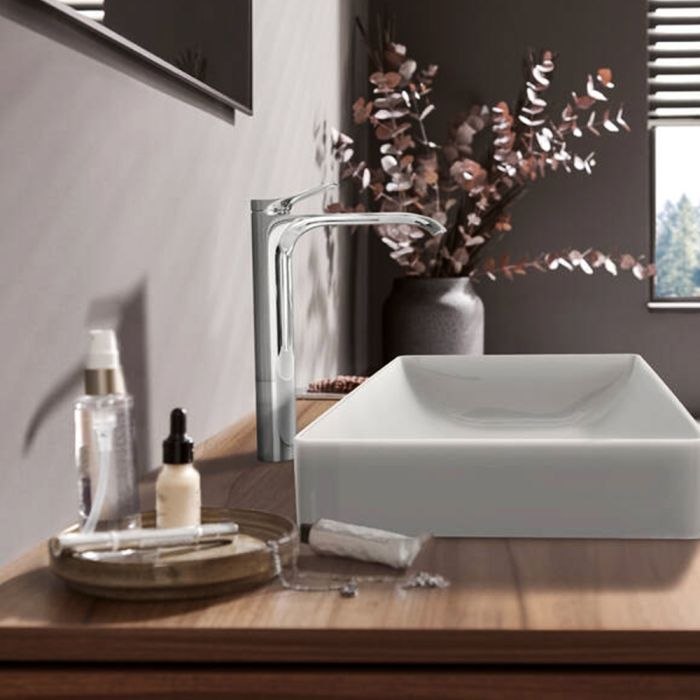 Pesuallashana Hansgrohe Vivenis 250, jossa on pohjaventtiili kromi