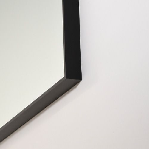 Peili Vanita & Casa Beta