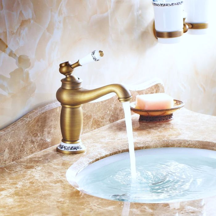 Pesuallashana Wasser Antiikki Pronssi